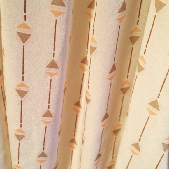 Lucky Brand Sheer Flowy Pattered Top - Picture 3 of 4